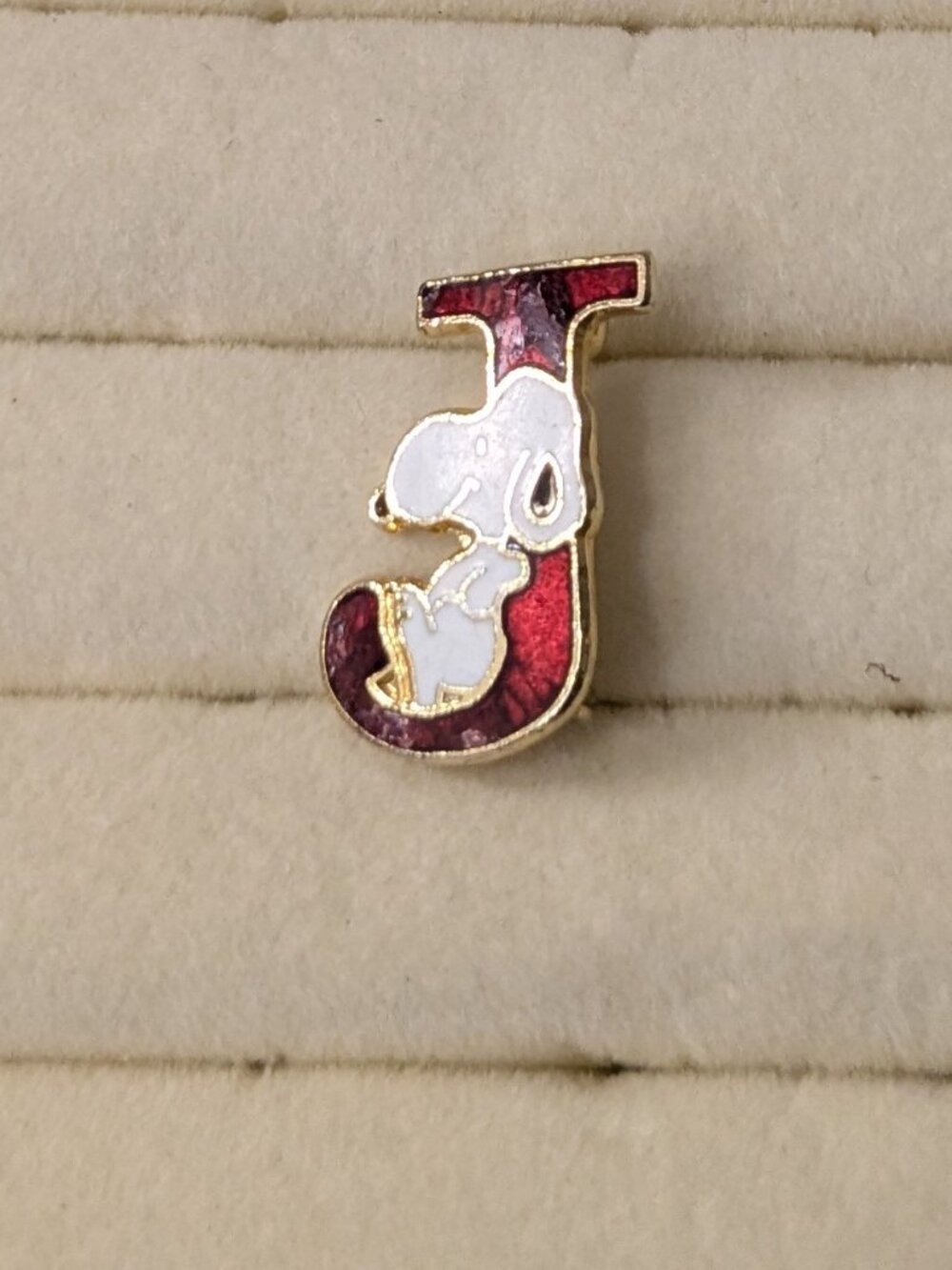 Vintage Peanuts Snoopy "J' Pin